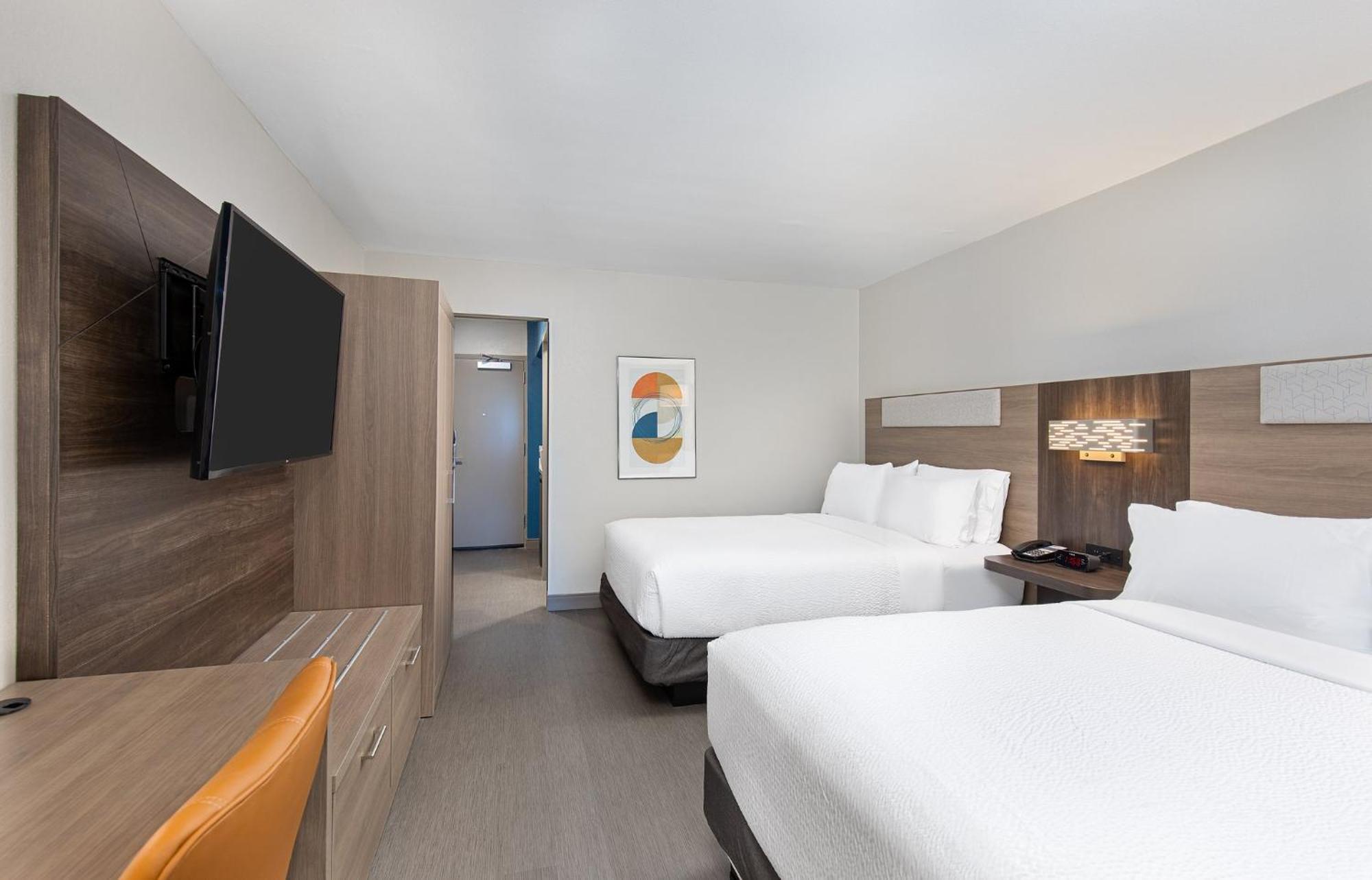 Holiday Inn Express Atlanta Airport - North, An Ihg Hotel College Park Exterior photo